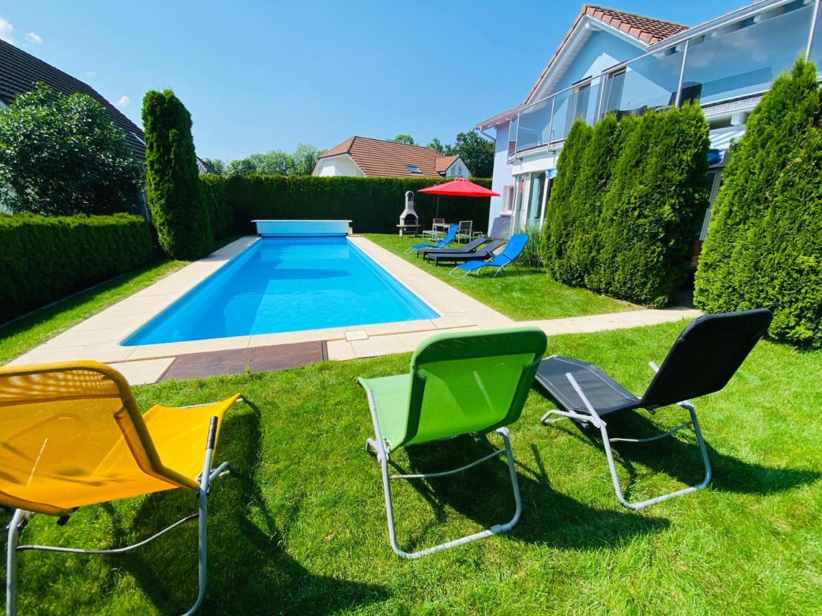 Villa With Pool - Leon'S Holiday Homes Dottikon 外观 照片